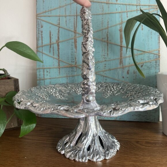 VTG ARTHUR COURT 1996 Pedestal Tray Basket Metal Centerpiece  W/Grapes & Leaves - Picture 14 of 14